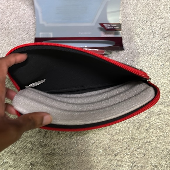 Iron Man tablet case and pen set! - Picture 4 of 4